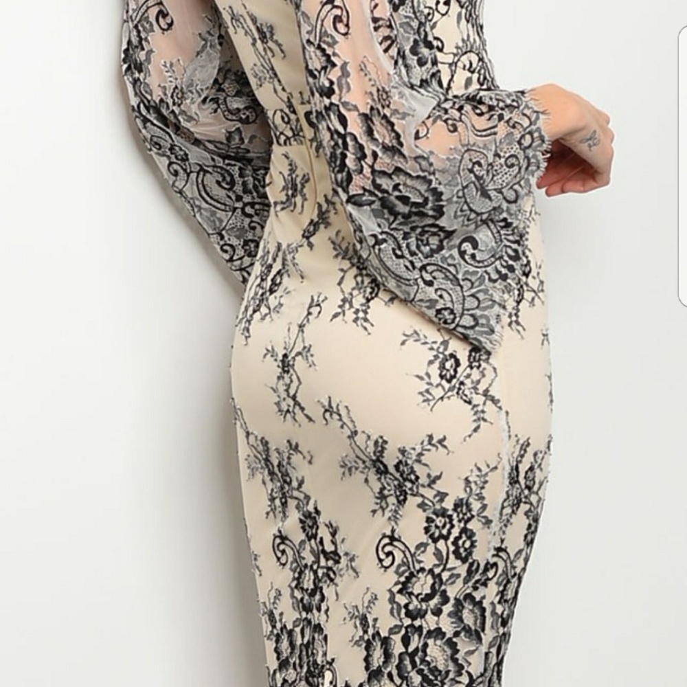 🔺️Last one 🔻TAN BLACK DRESS 101 - Picture 3 of 3